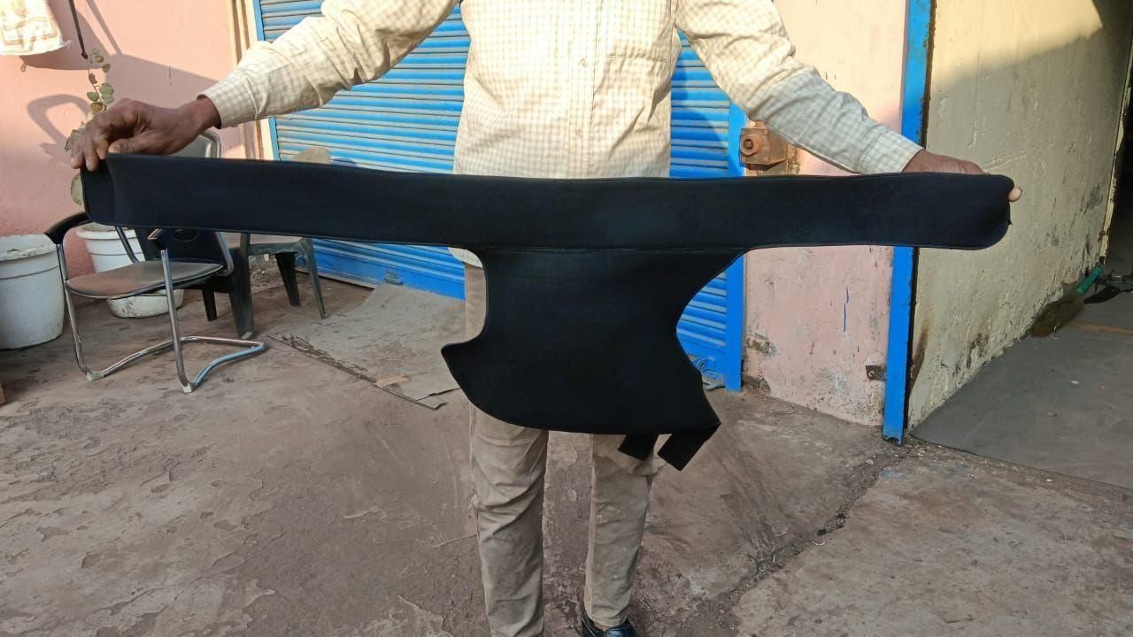 Hip Brace Compression Brace for Hamstring Injury Sprains Sciatic Nerve Fitness Running & Yoga